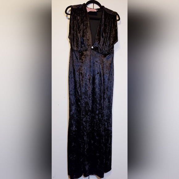Poetic Essence L/S Maxi Dress